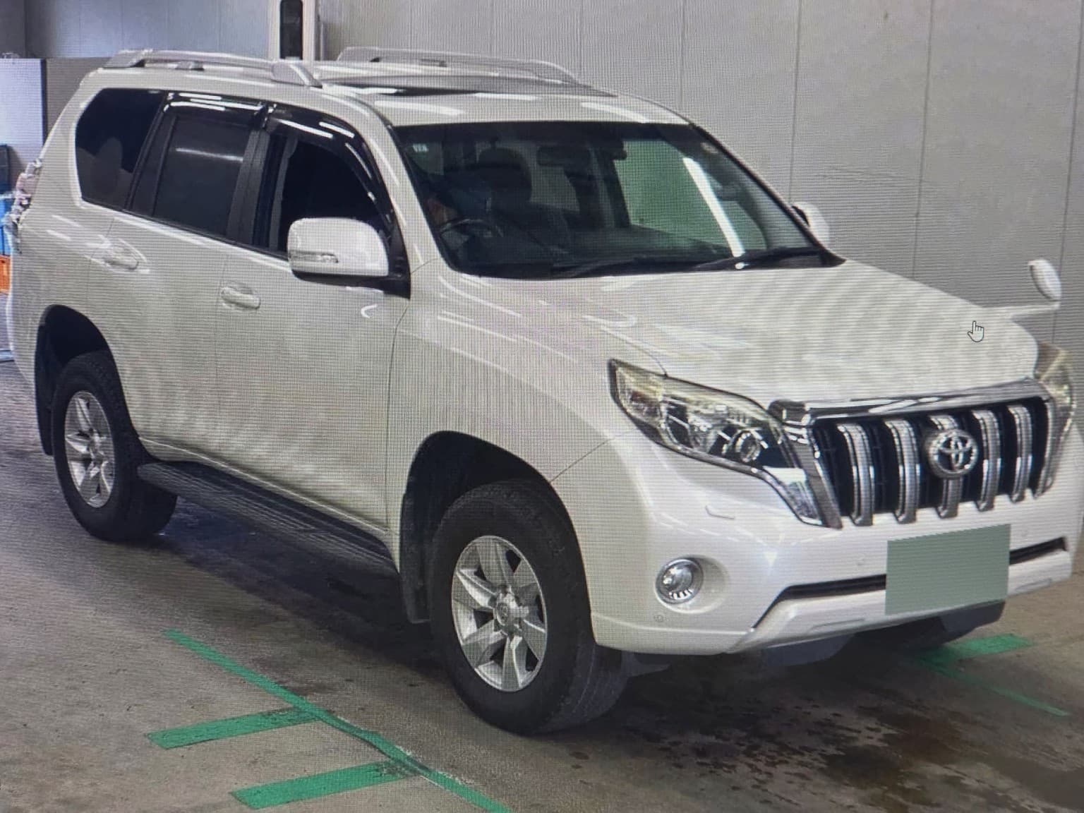 Toyota Land Cruiser - image 1 of 10