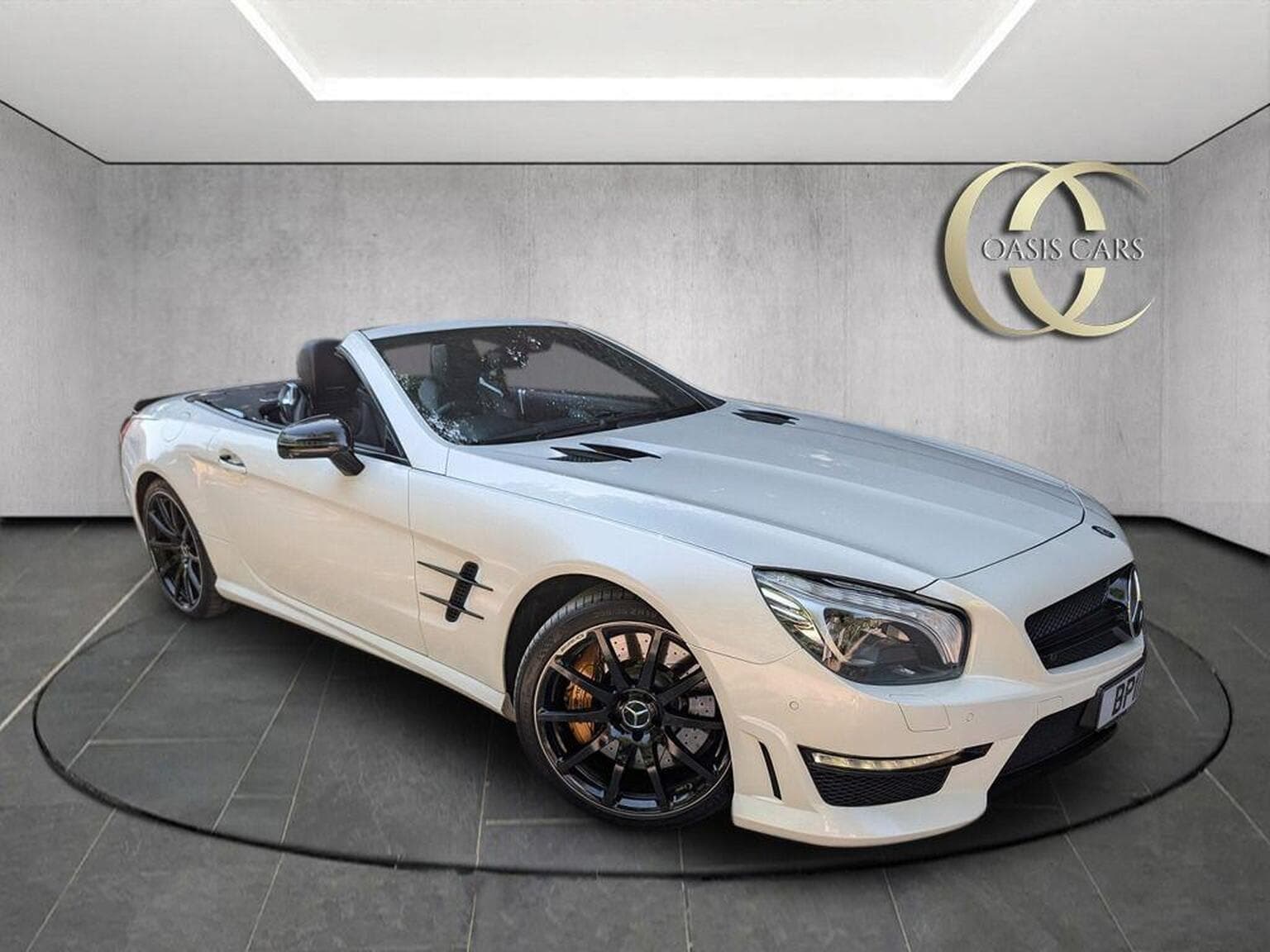 Mercedes-Benz SL - image 1 of 25