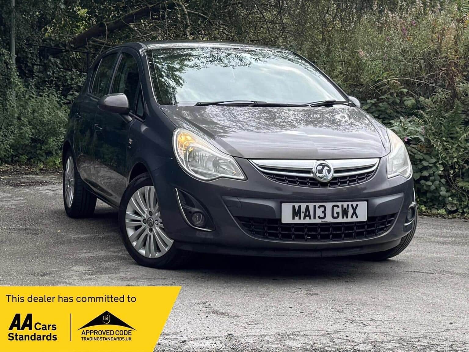Vauxhall Corsa - image 1 of 39