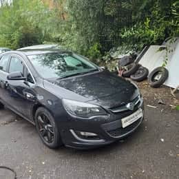 Vauxhall Astra - image 1 of 13