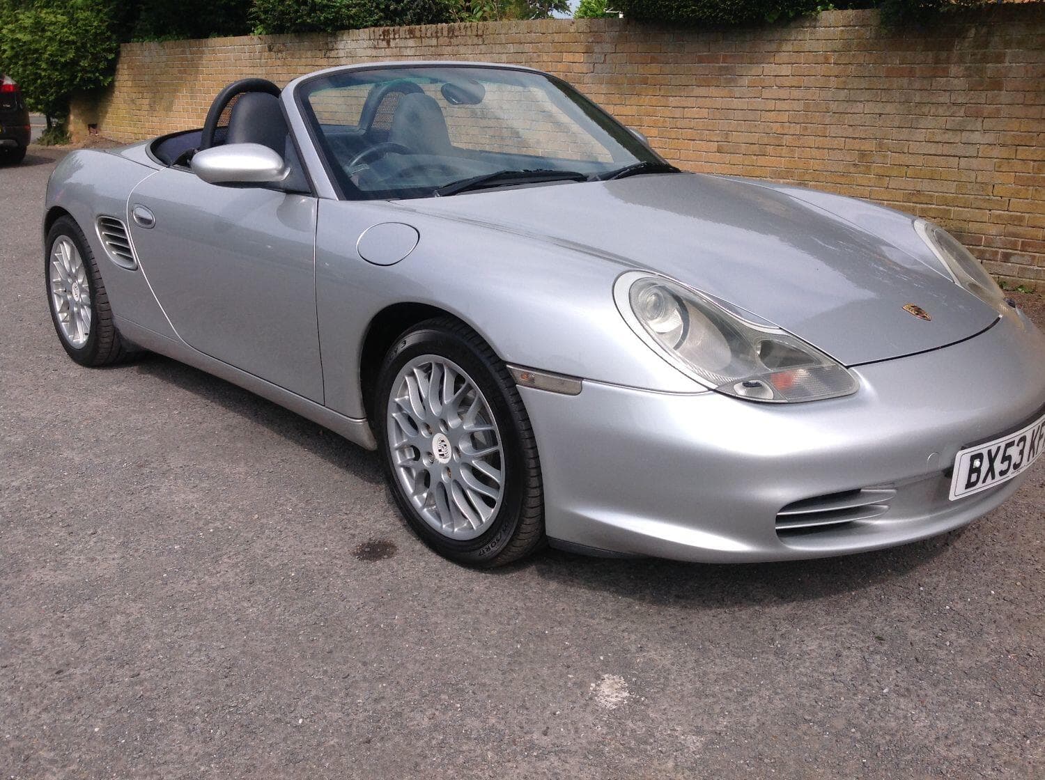 Porsche Boxster - image 1 of 20