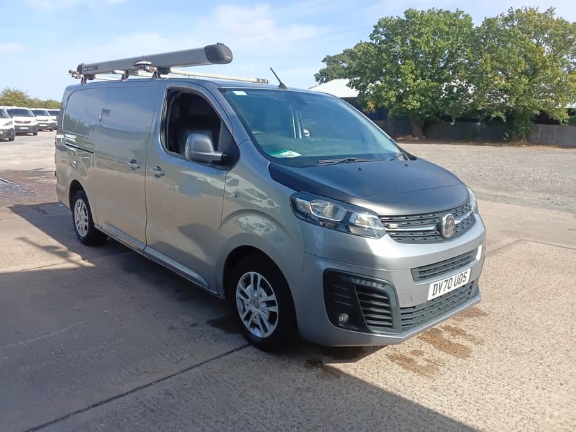 2020 VAUXHALL VIVARO