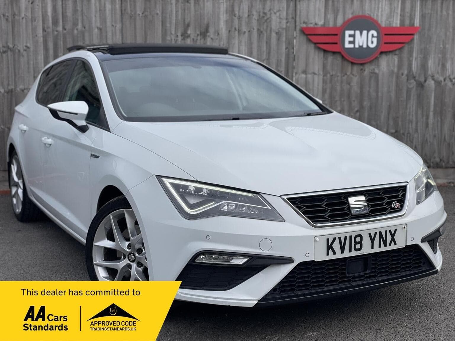 SEAT Leon - image 1 of 67