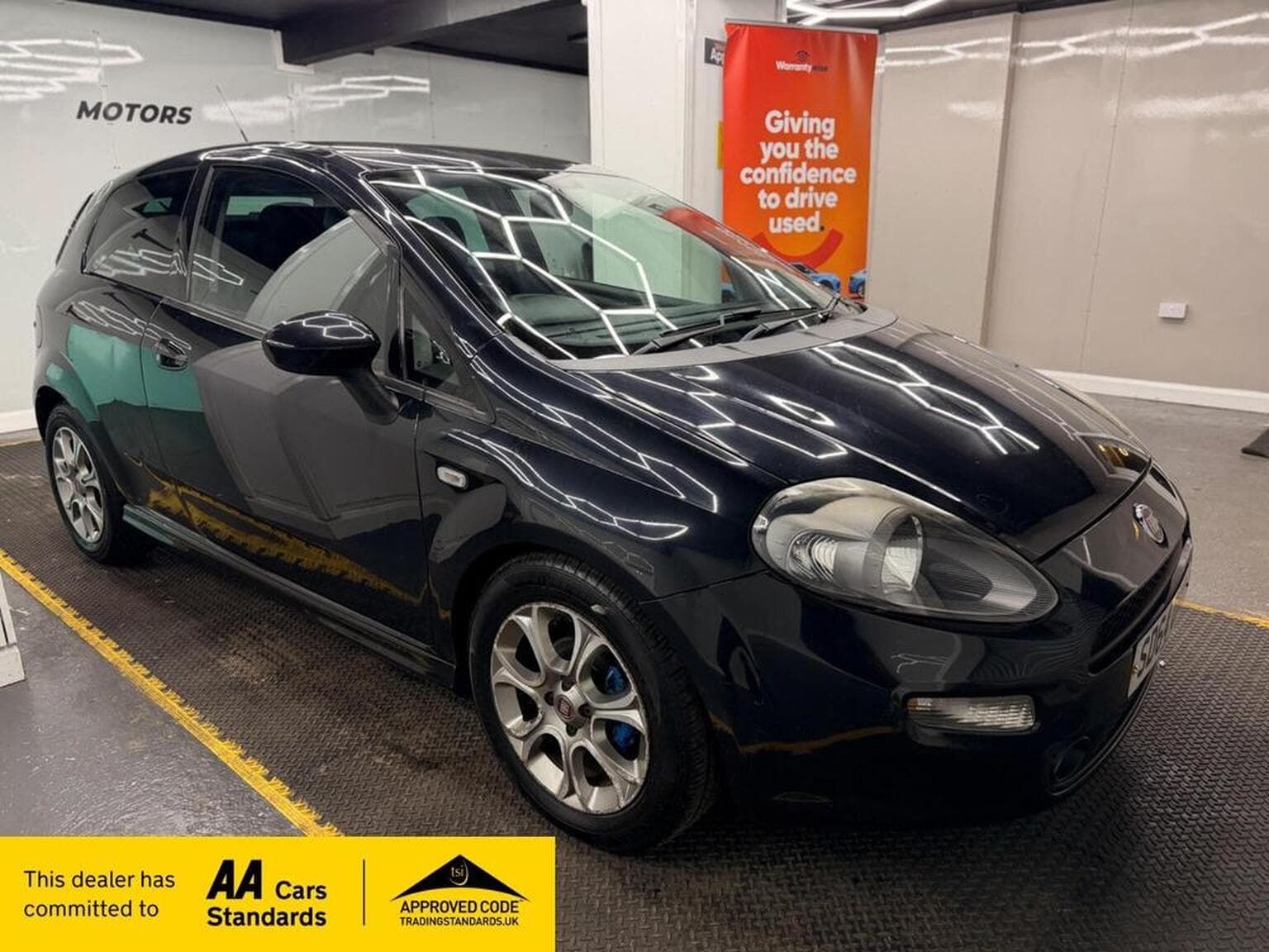 Fiat Punto - image 1 of 52