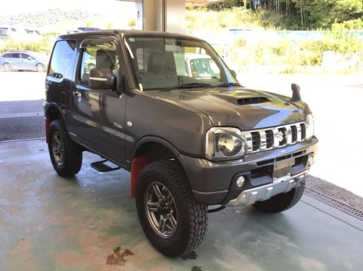 Suzuki Jimny - image 1 of 5