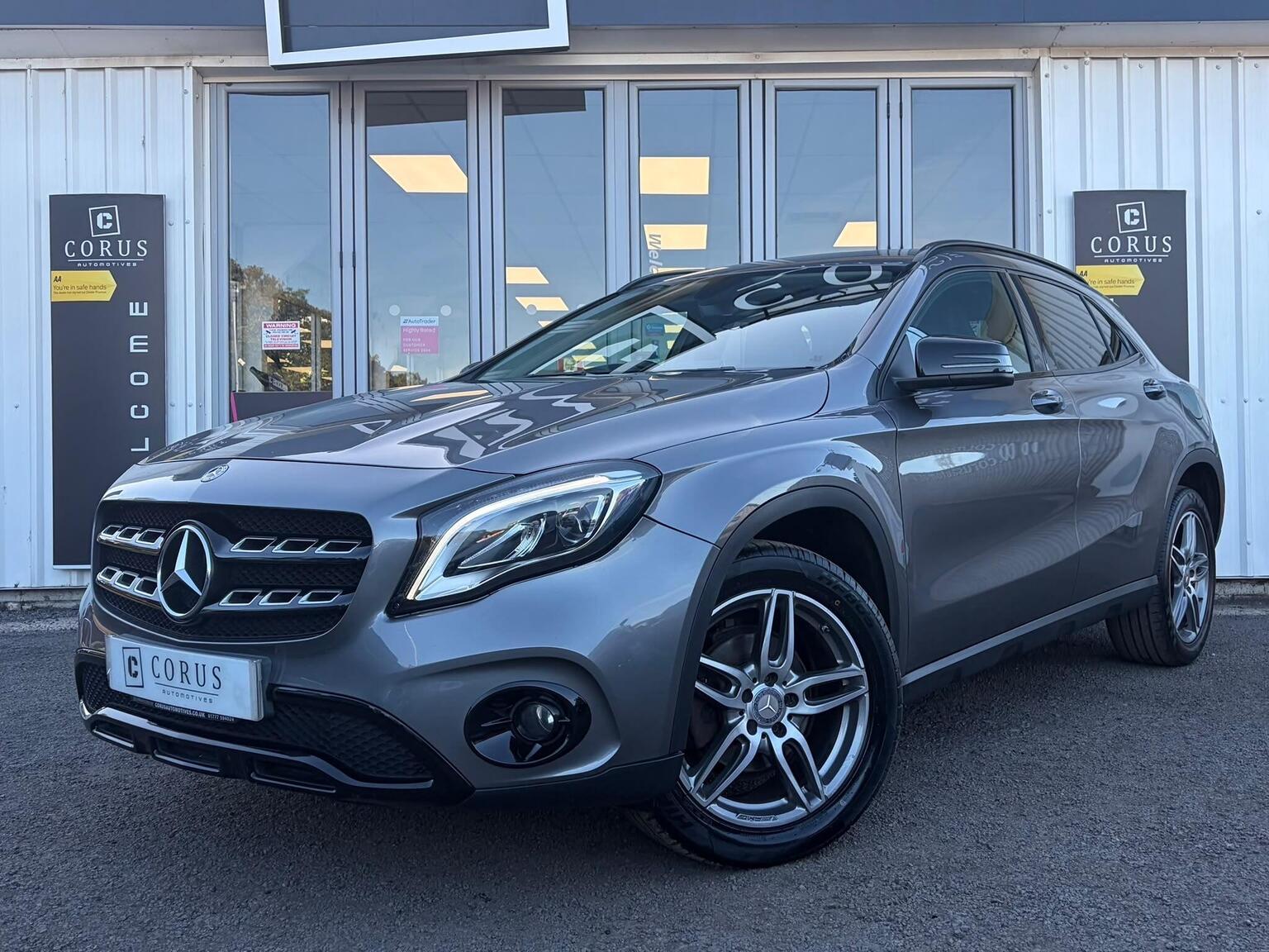 Mercedes-Benz GLA - image 1 of 40