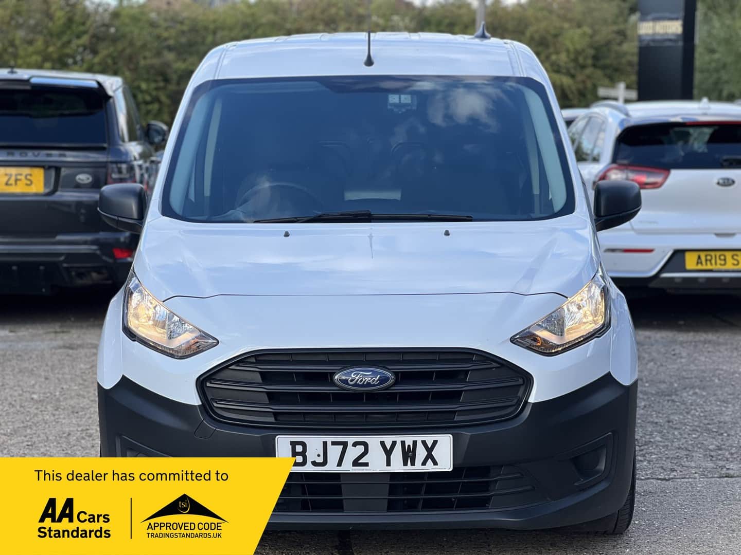 Ford Transit Connect - image 1 of 35