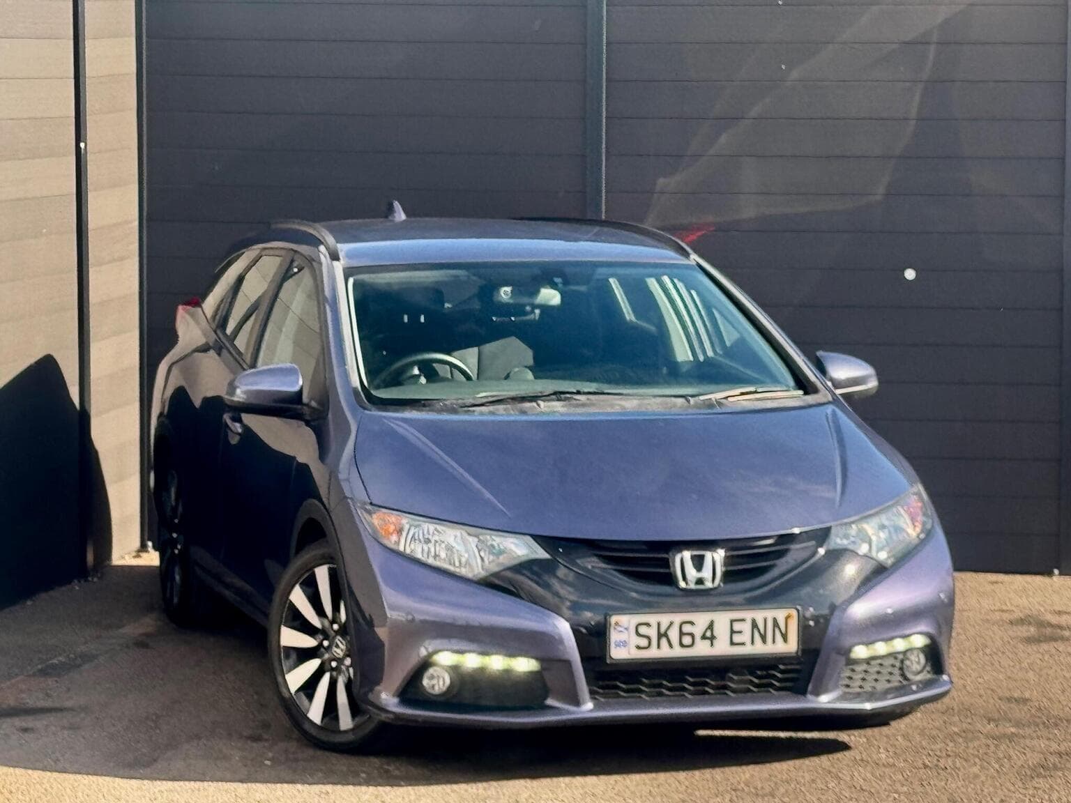 Honda Civic - image 1 of 65