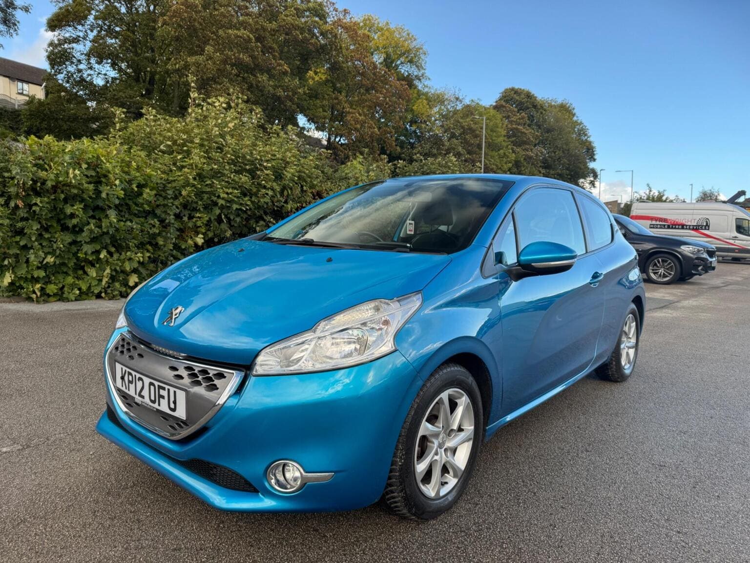 Peugeot 208 - image 1 of 46