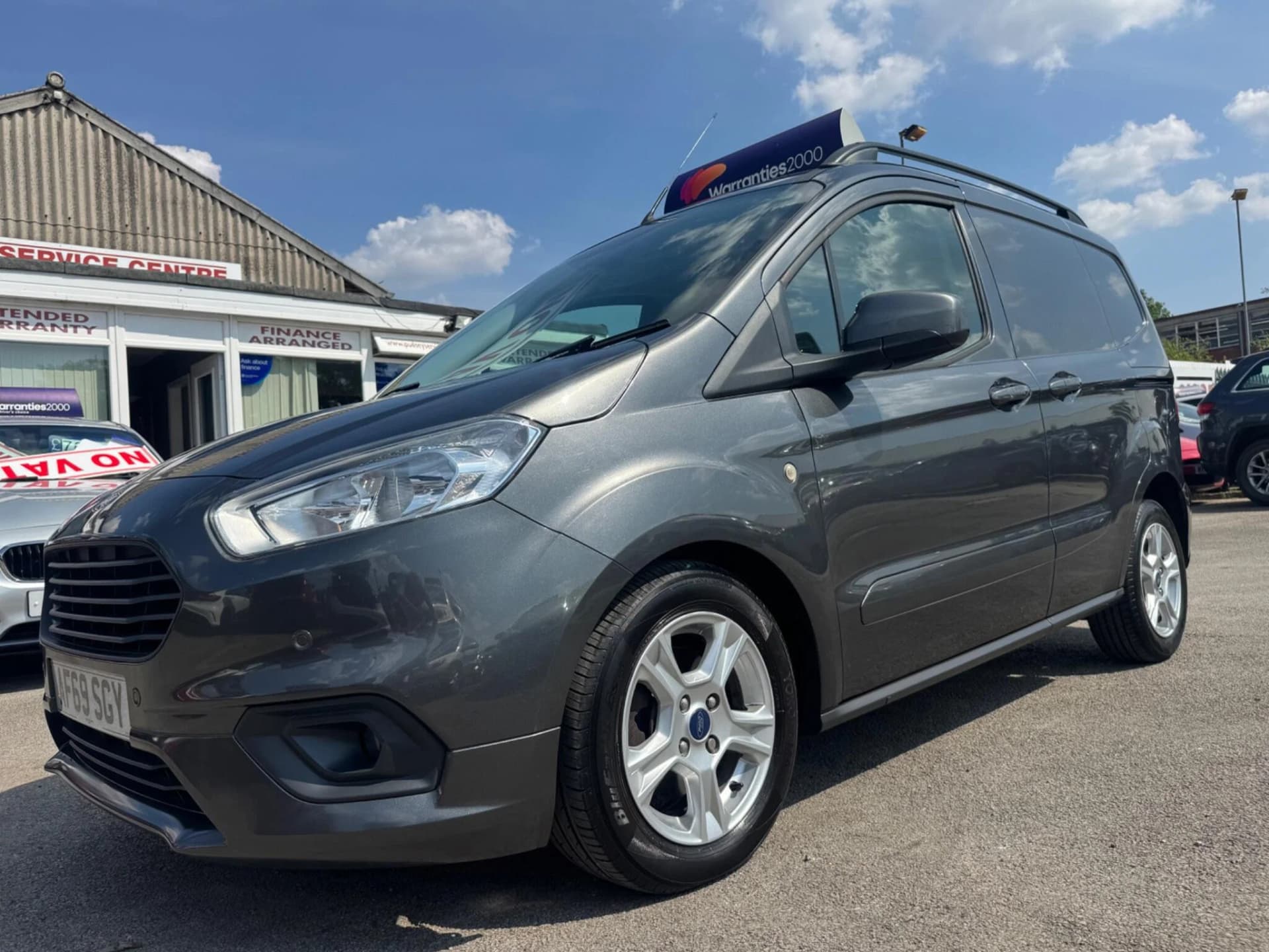 Ford Transit Courier - image 1 of 76