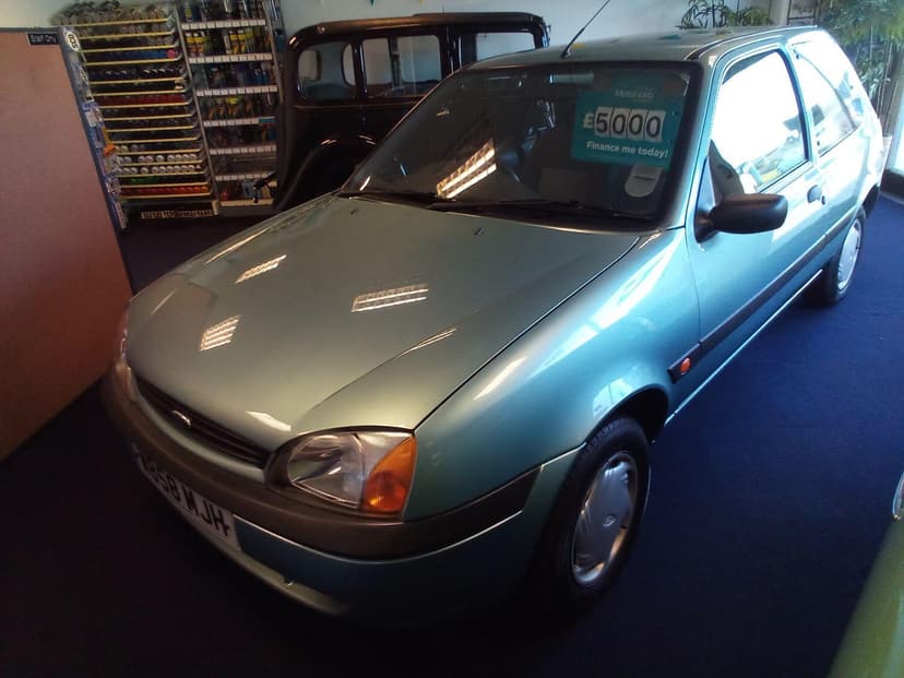 2000 FORD FIESTA