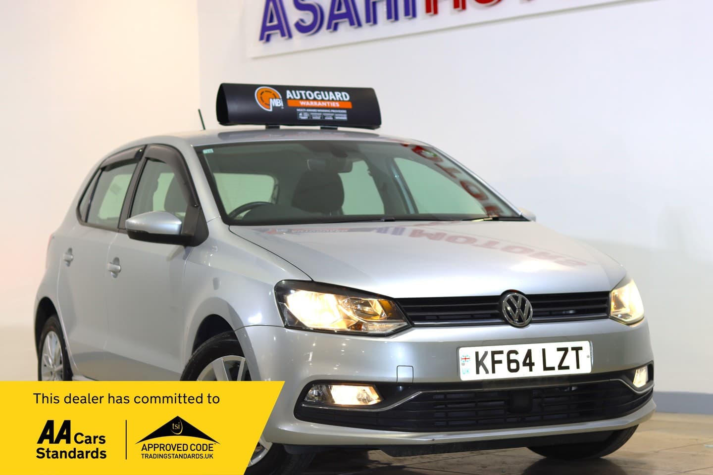 Volkswagen Polo - image 1 of 65