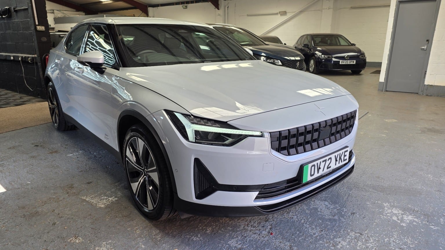 Polestar Polestar 2 - image 1 of 17