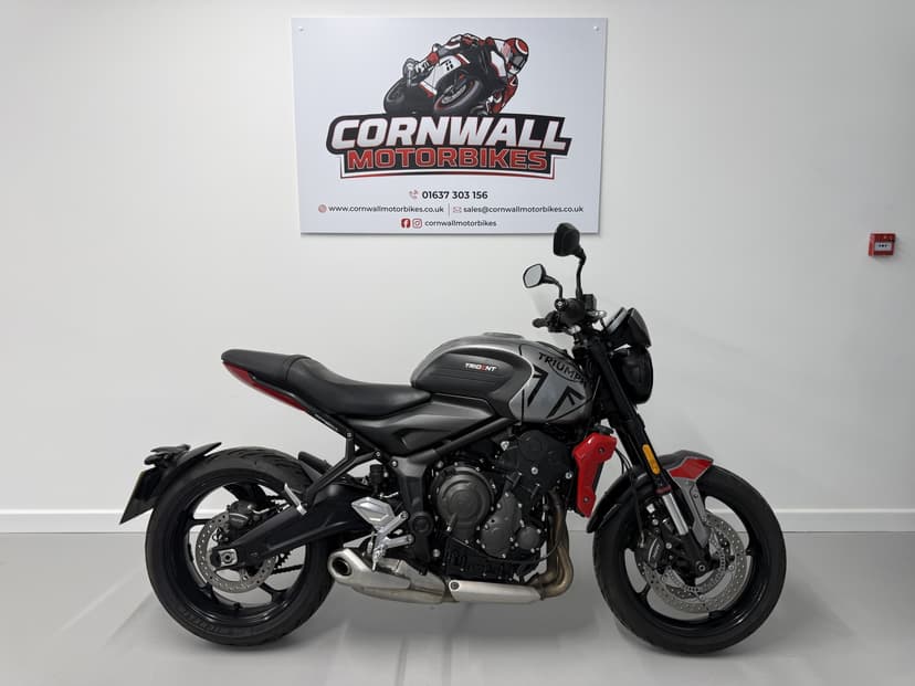 2022 TRIUMPH TRIDENT 660
