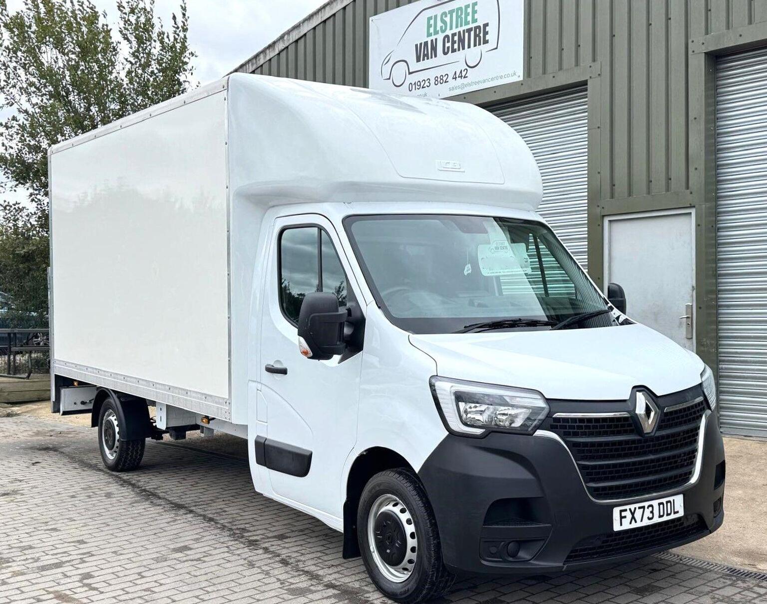 2023 Renault Master 2.3 dCi ENERGY 35 Business FWD LWB Euro in white — photo 1 of 33