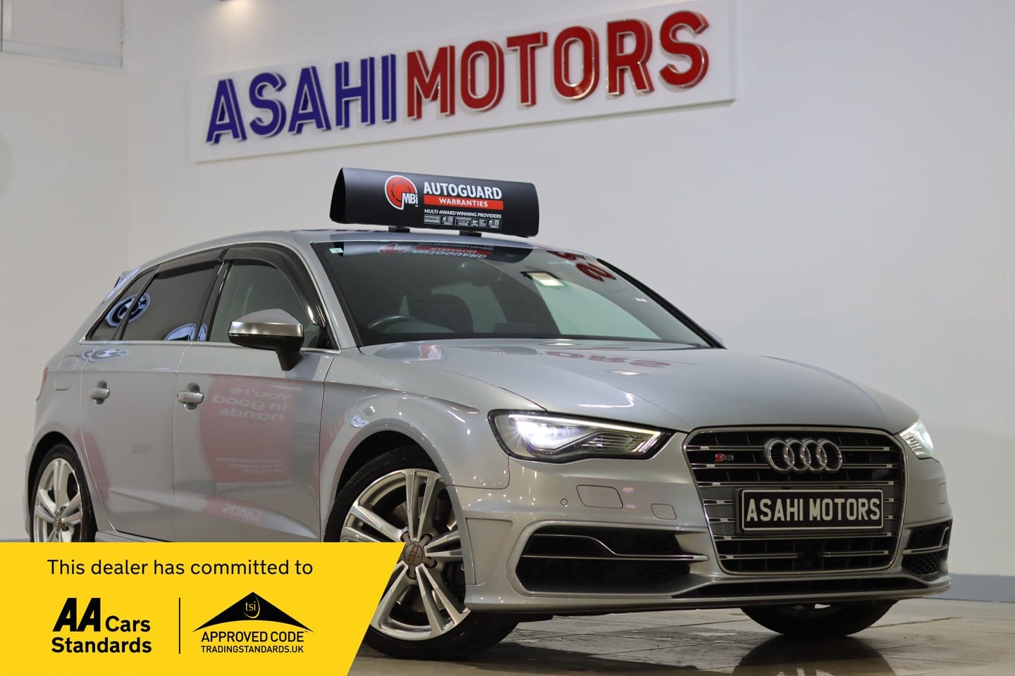 Audi S3 - image 1 of 100