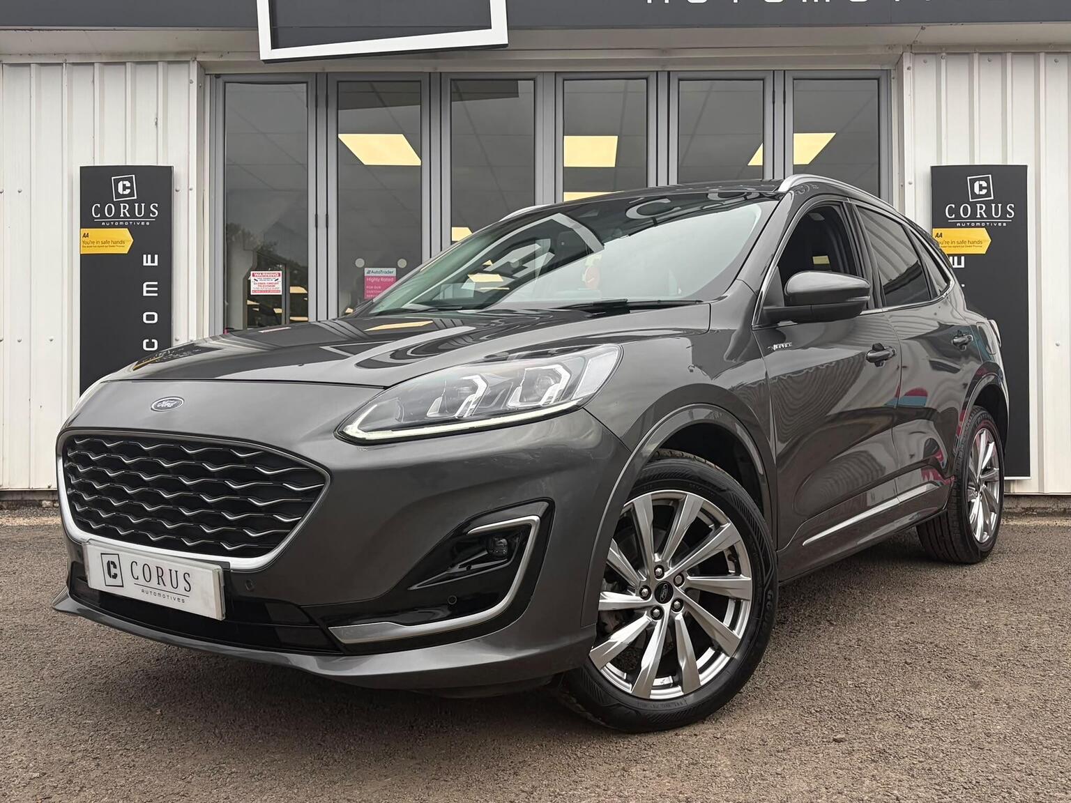 Ford Kuga - image 1 of 53