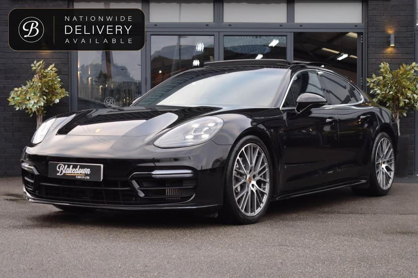 2022 PORSCHE PANAMERA