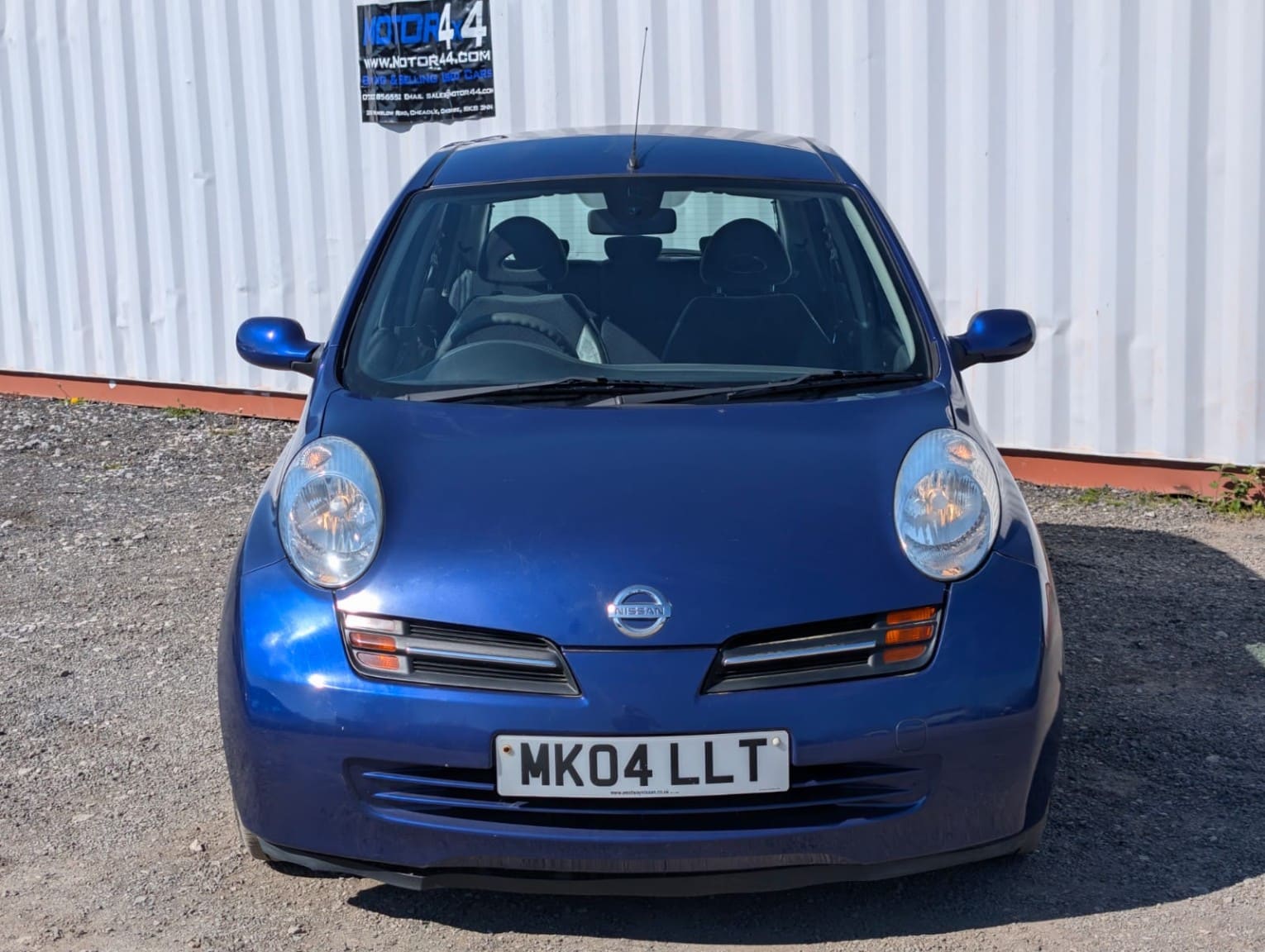 Nissan Micra - image 1 of 43