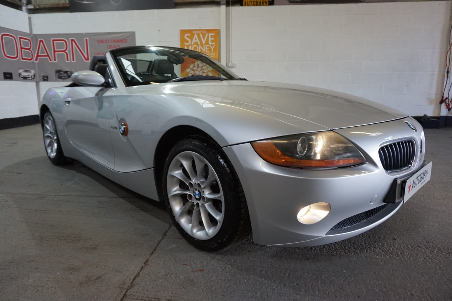 BMW Z4 - image 1 of 45