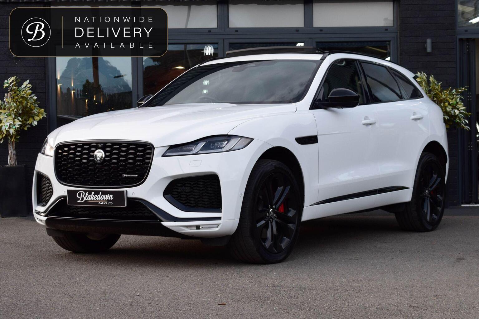 Jaguar F-Pace - image 1 of 59
