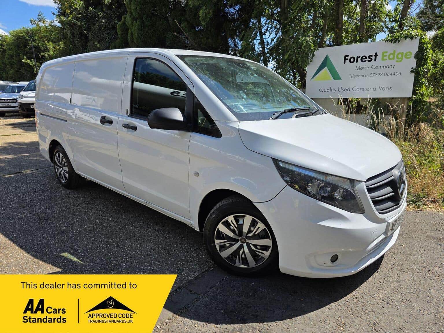 Mercedes-Benz Vito - image 1 of 40