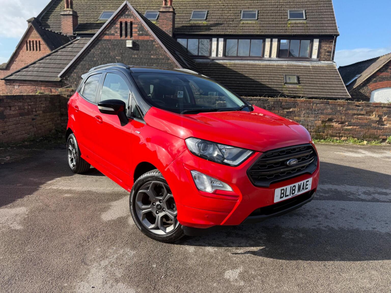 Ford EcoSport - image 1 of 67
