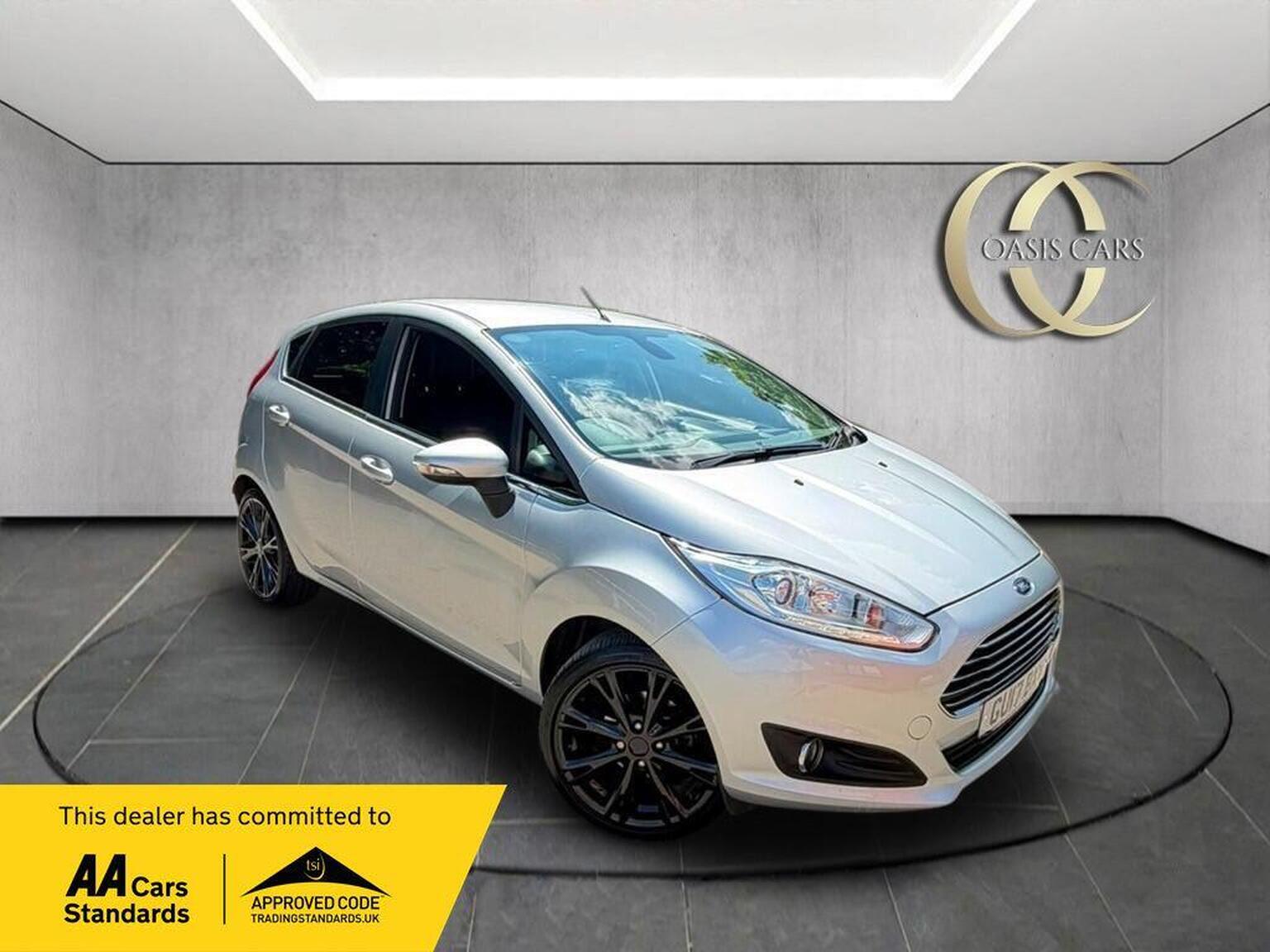 Ford Fiesta - image 1 of 12
