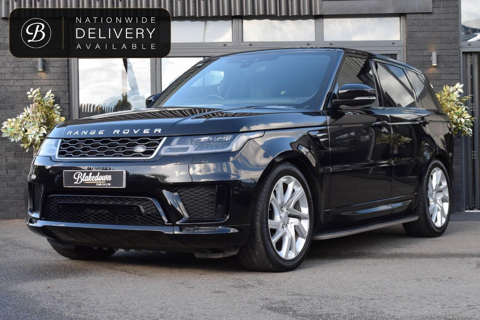 Land Rover Range Rover Sport - image 1 of 57