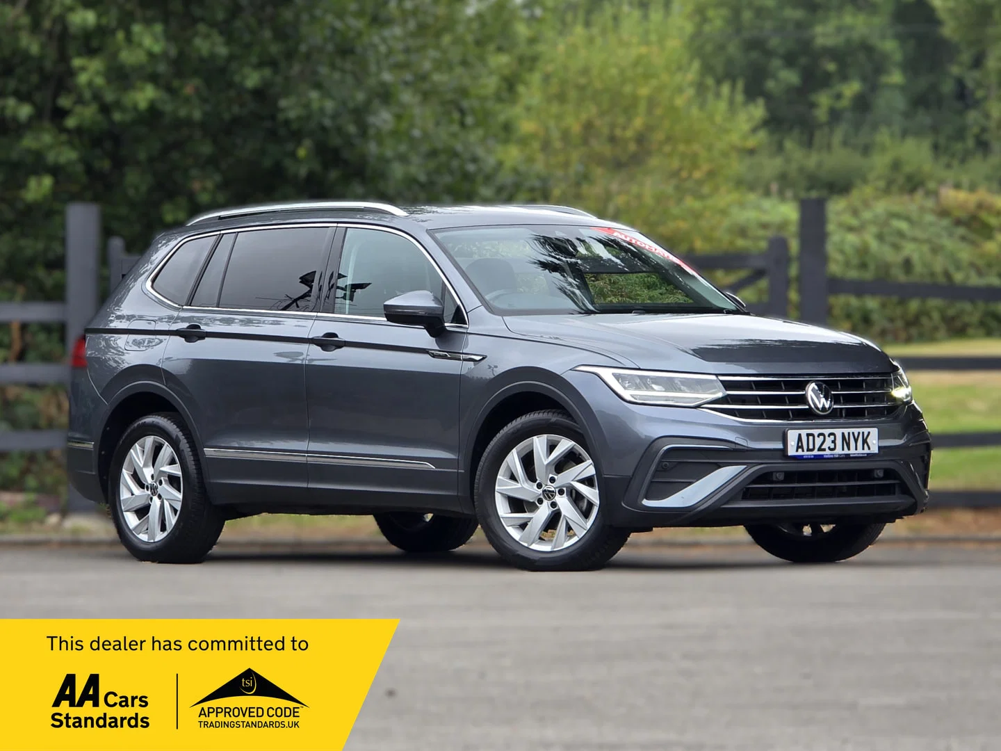 Volkswagen Tiguan Allspace - image 1 of 35