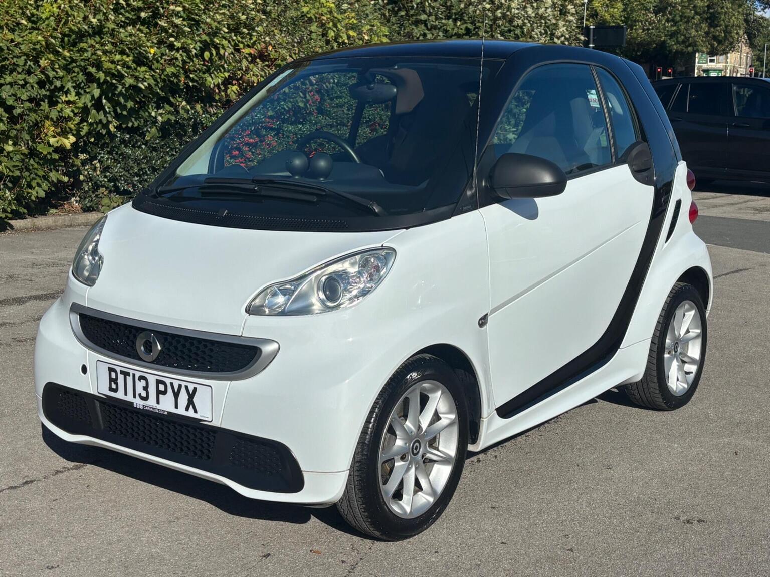 Smart Fortwo - image 1 of 37