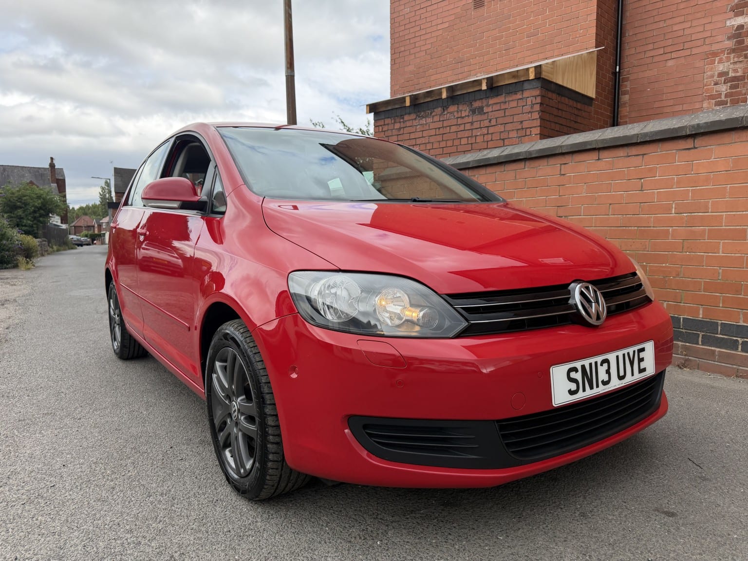 Volkswagen Golf Plus - image 1 of 20