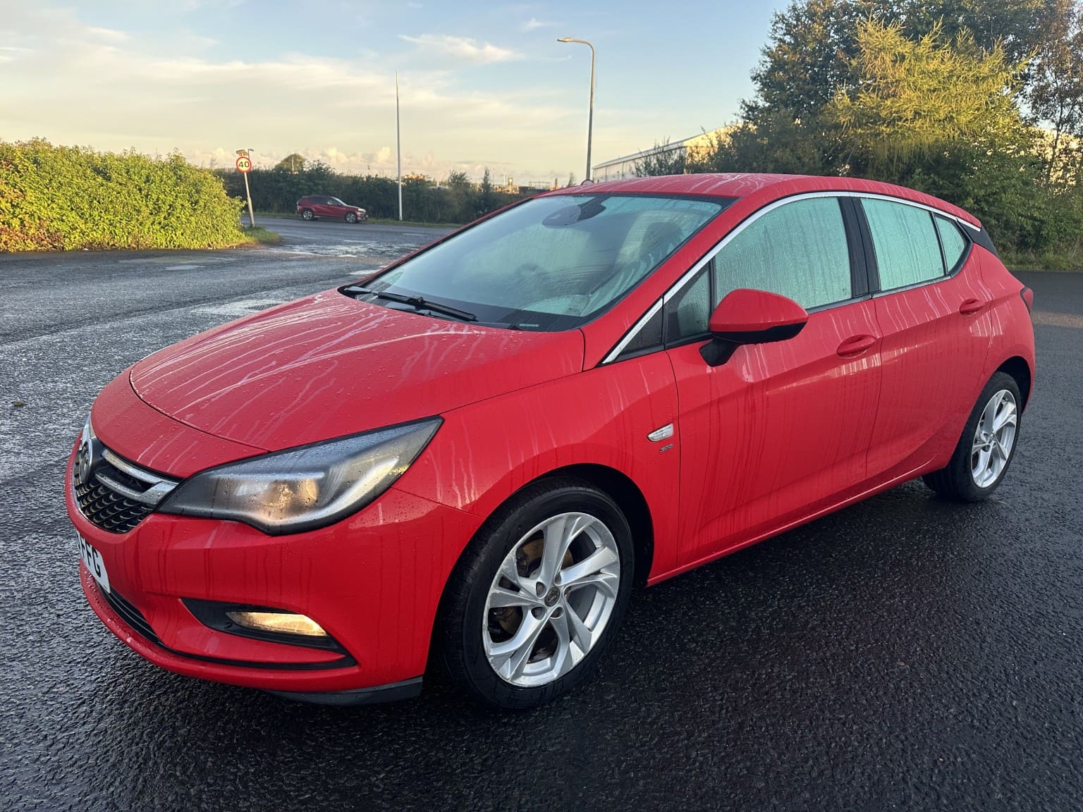 Vauxhall Astra - image 1 of 31