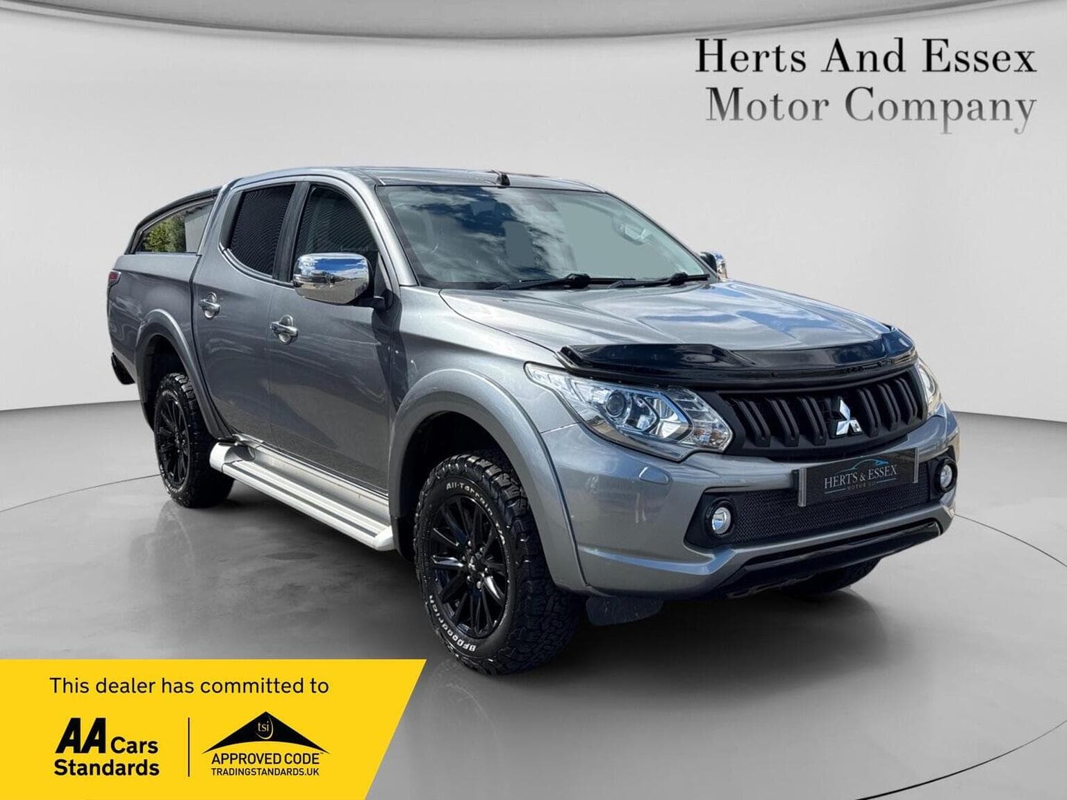 Mitsubishi L200 - image 1 of 37