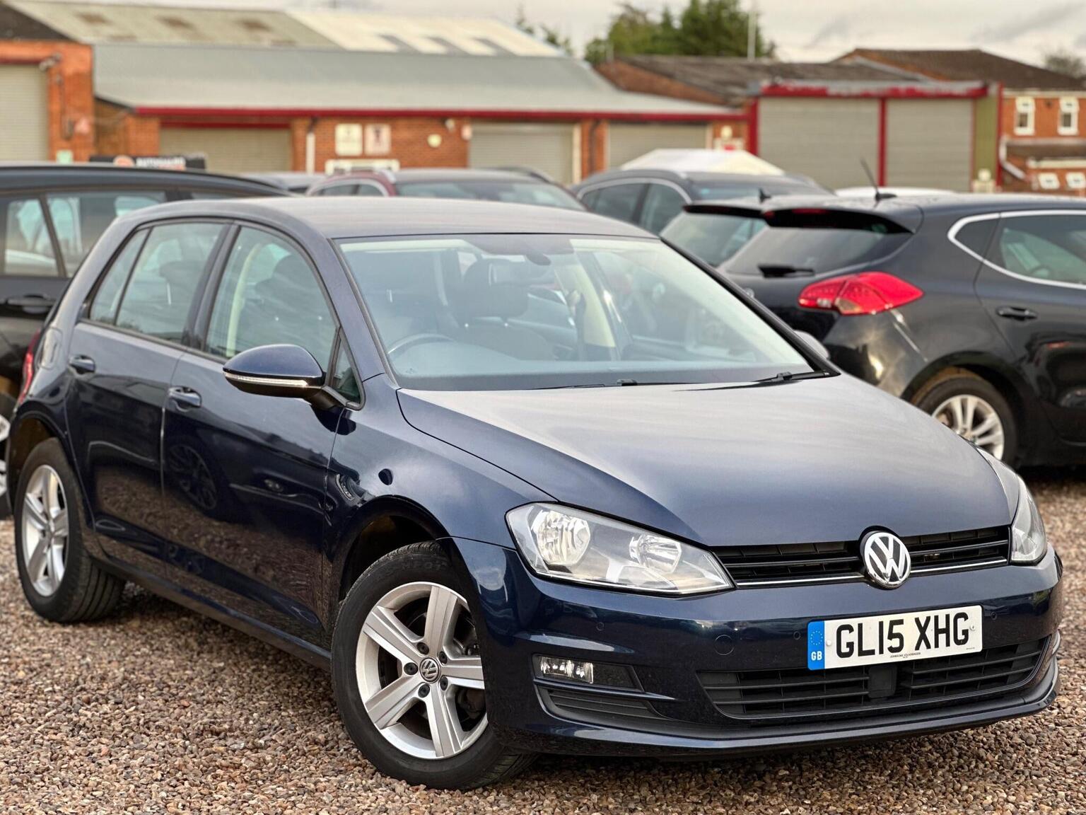 Volkswagen Golf - image 1 of 45