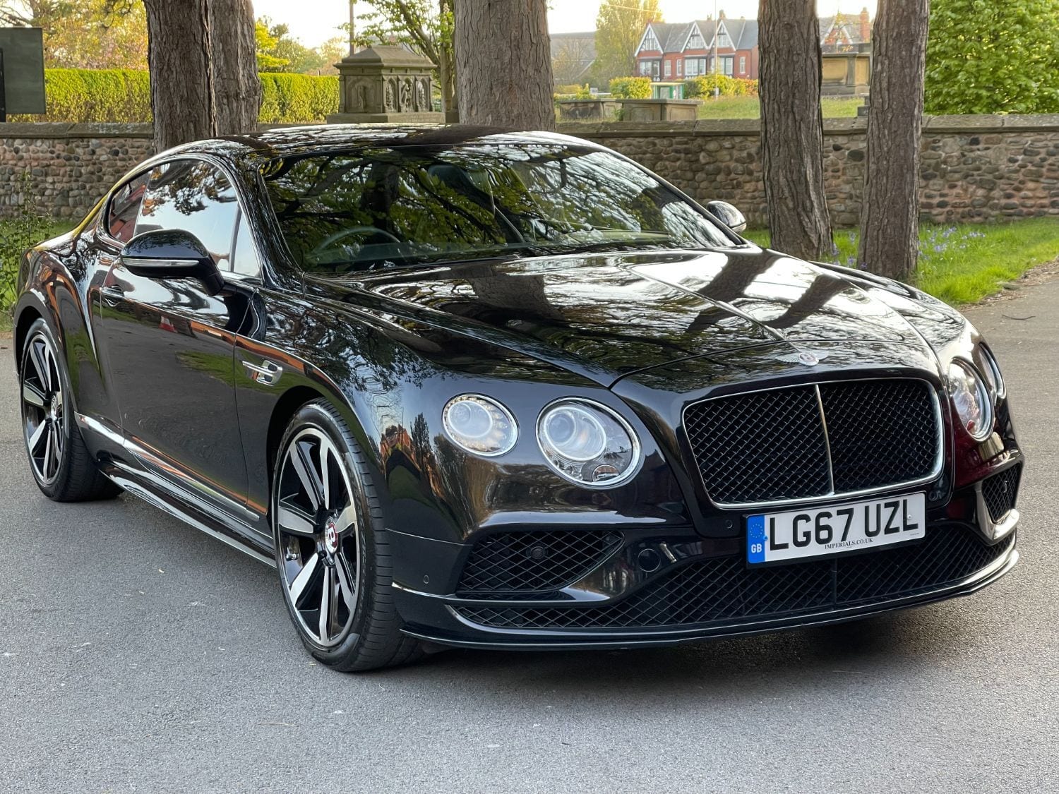Bentley Continental - image 1 of 22