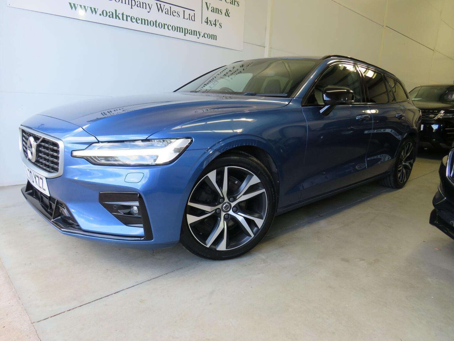 Volvo V60 - image 1 of 42
