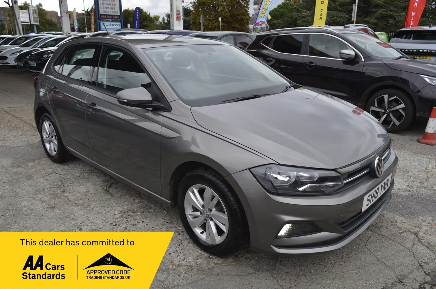 Volkswagen Polo - image 1 of 25