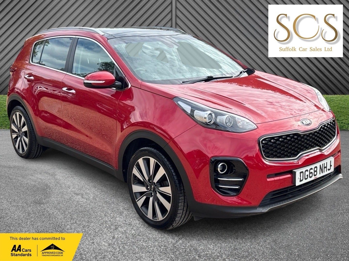 Kia Sportage - image 1 of 47
