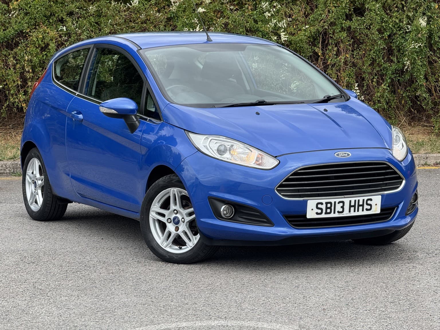 Ford Fiesta - image 1 of 13