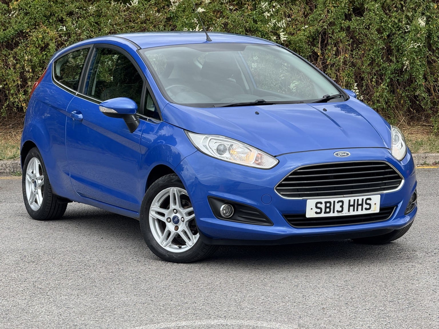 Ford Fiesta - image 1 of 13