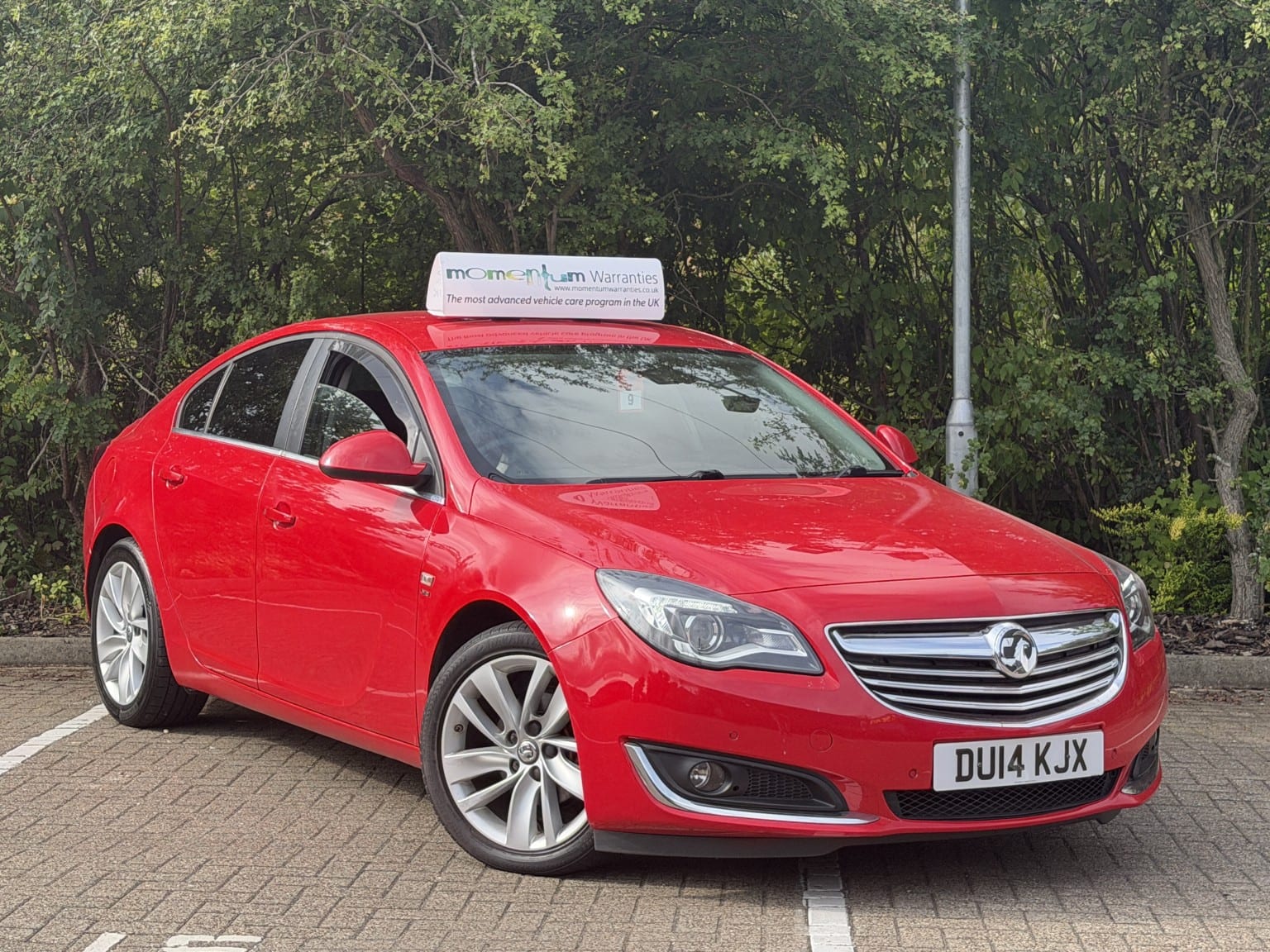 Vauxhall Insignia - image 1 of 26