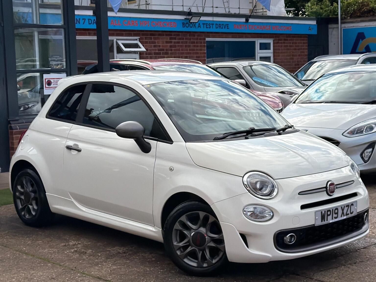 Fiat 500 - image 1 of 54