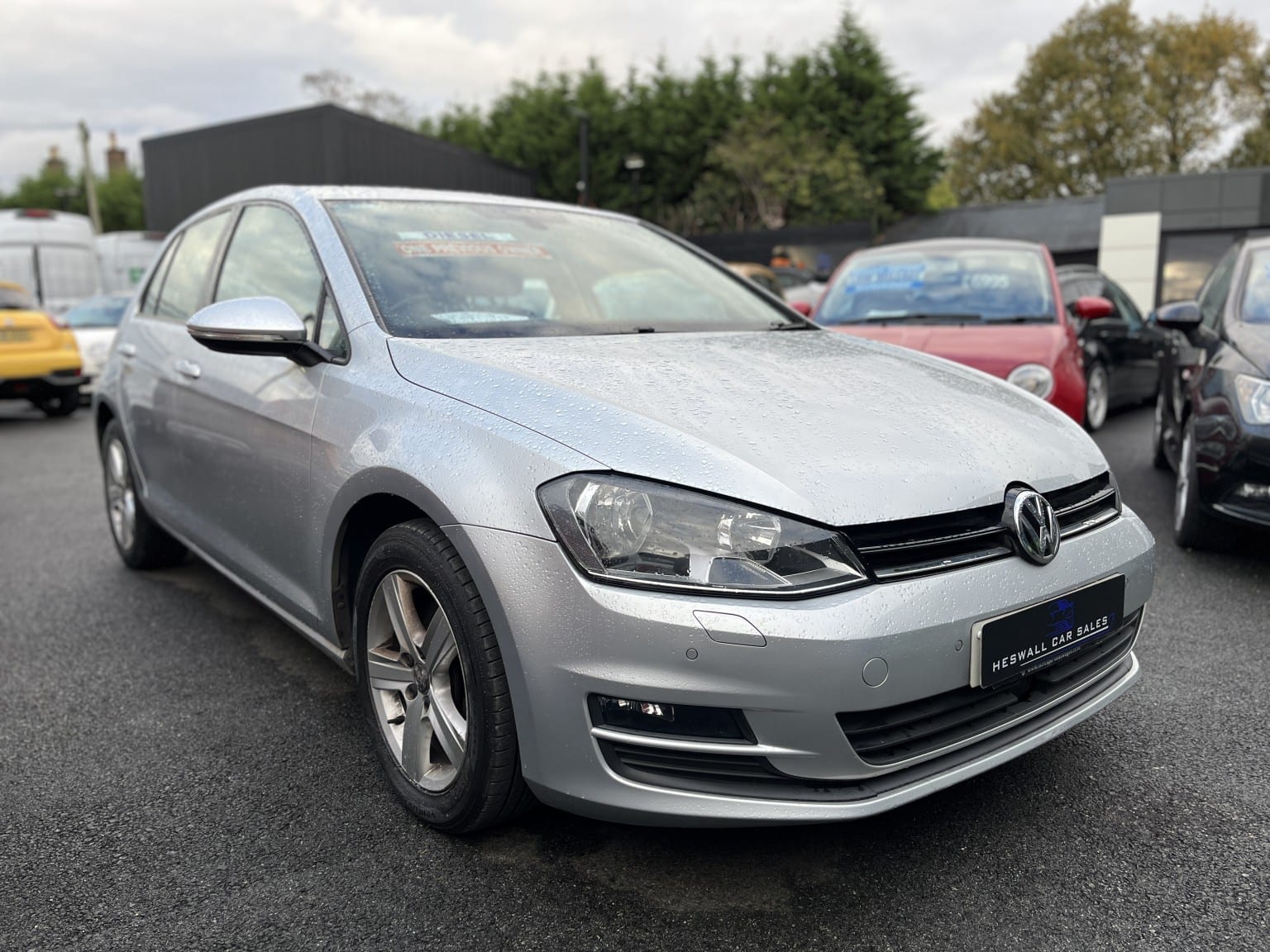 2016 Volkswagen Golf 1.6 TDI BlueMotion Tech Match Edition in silver — photo 1 of 2