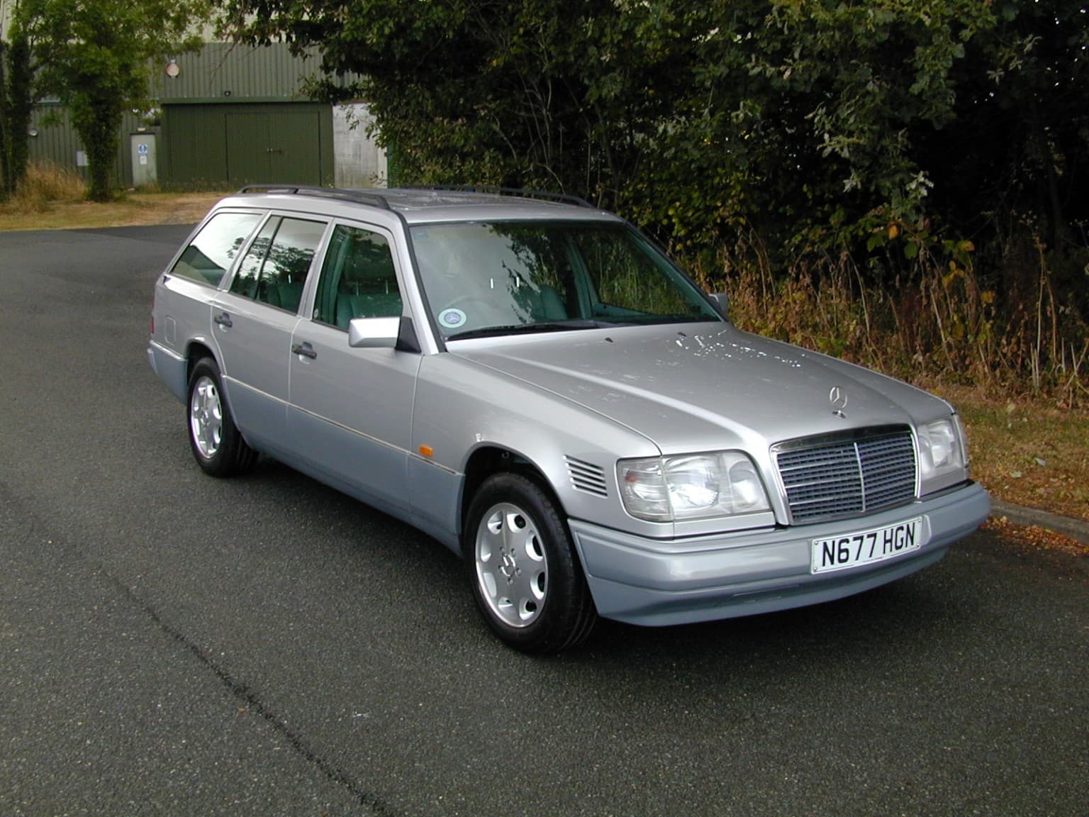 Mercedes-Benz 300 - image 1 of 87