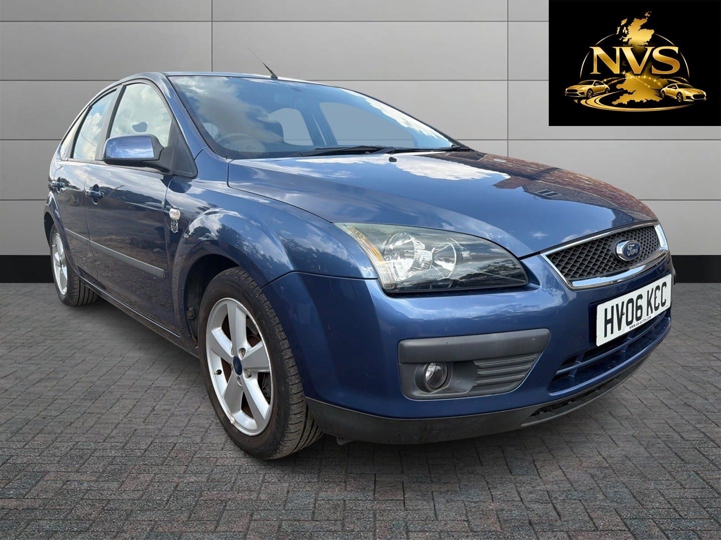 FORD FOCUS - image 1 of 13