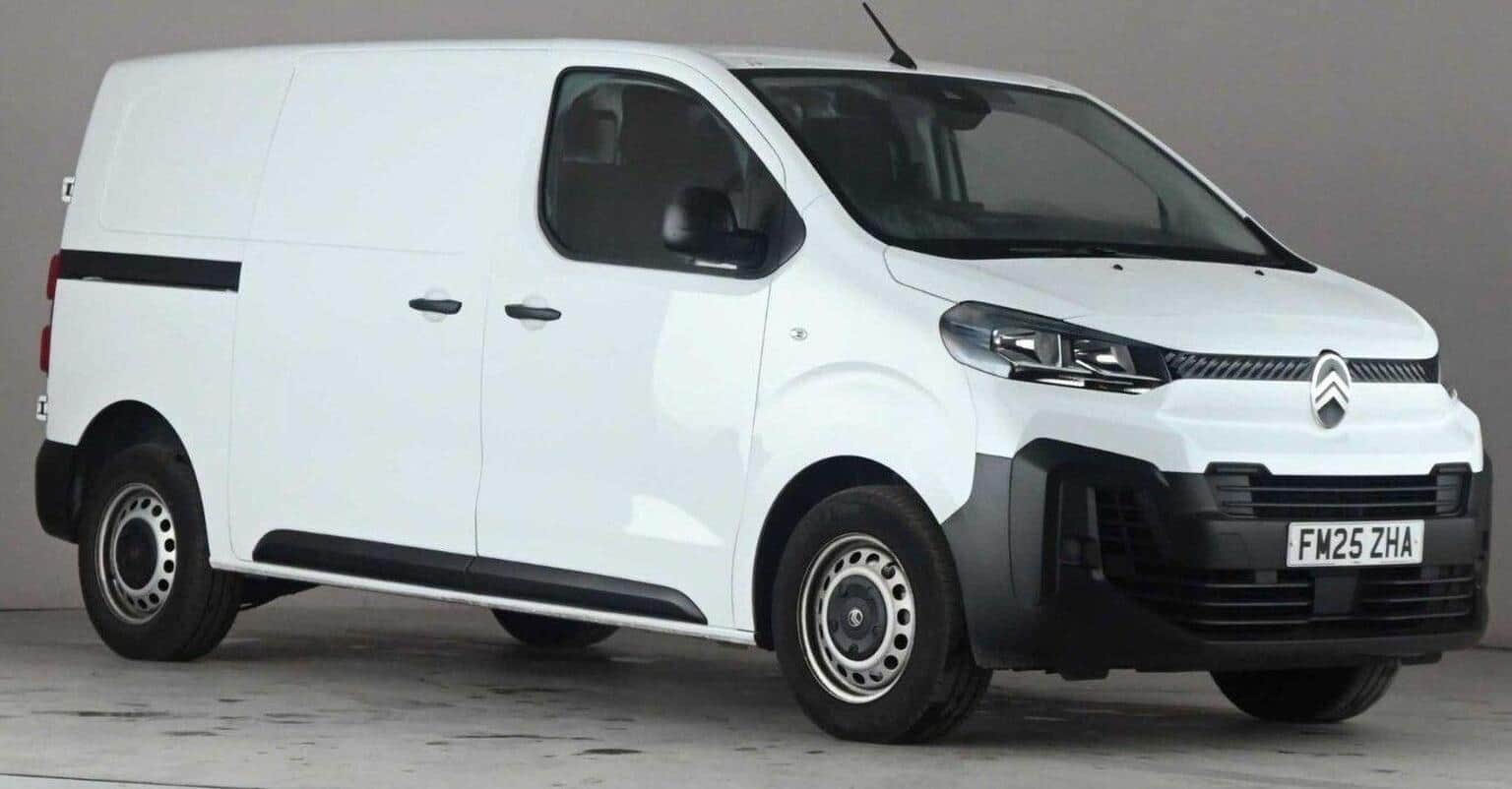 Citroen Dispatch - image 1 of 12