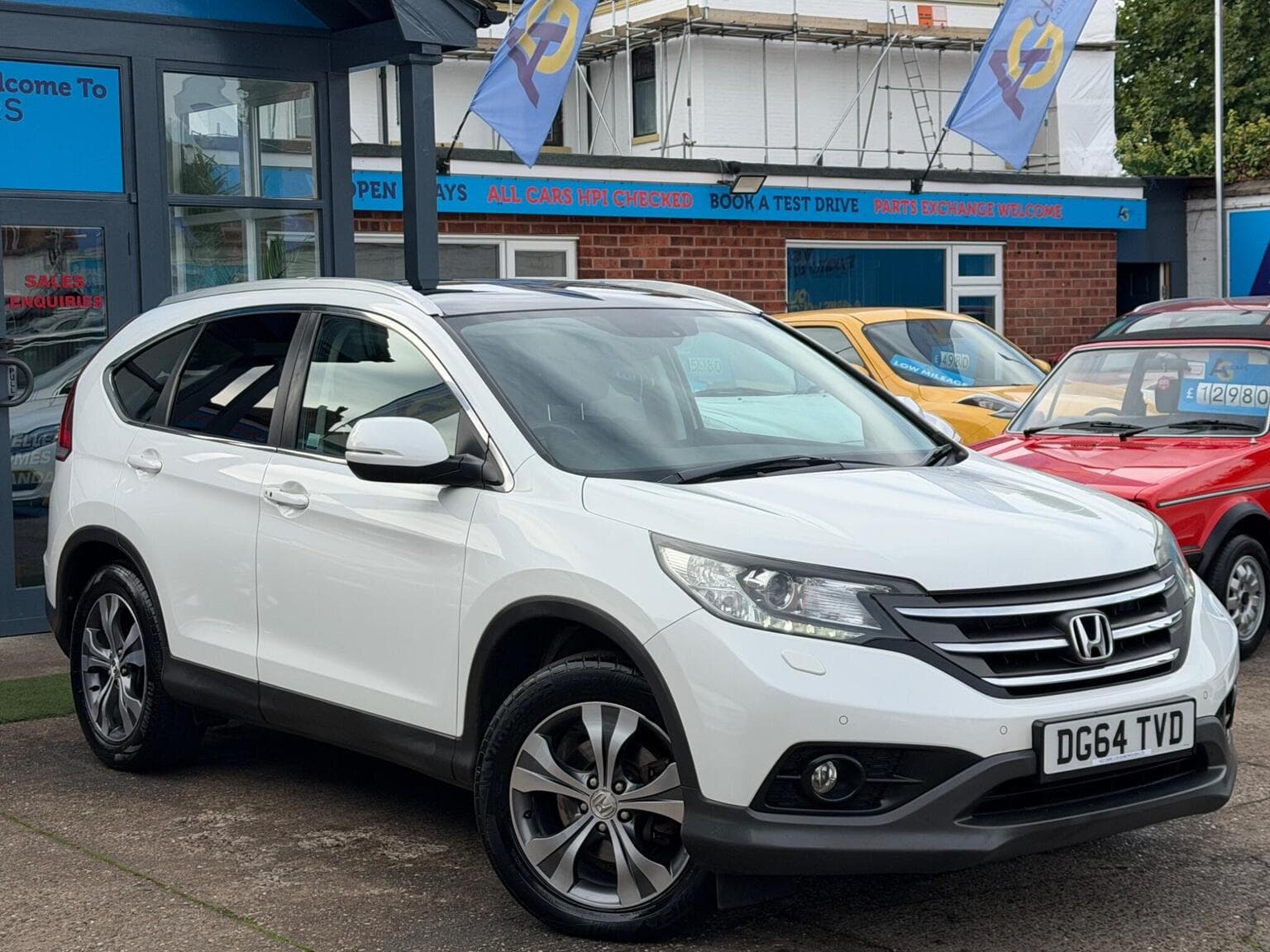 Honda CR-V - image 1 of 76