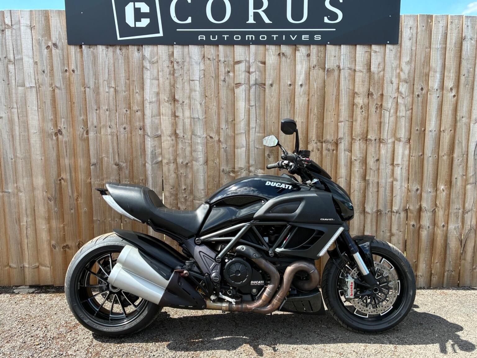 Ducati Diavel - image 1 of 18
