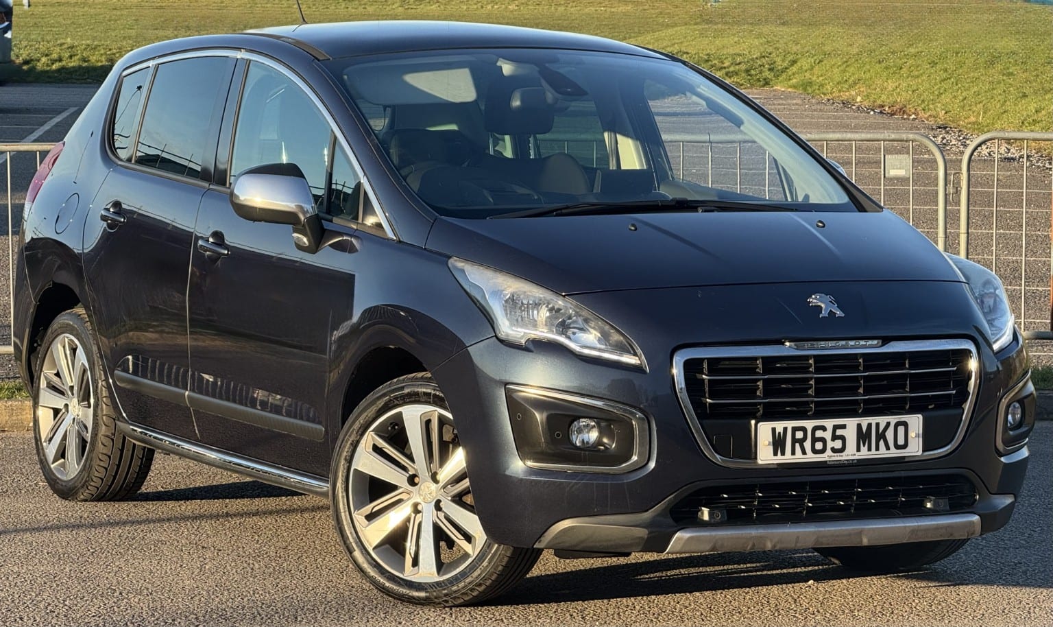 Peugeot 3008 - image 1 of 19